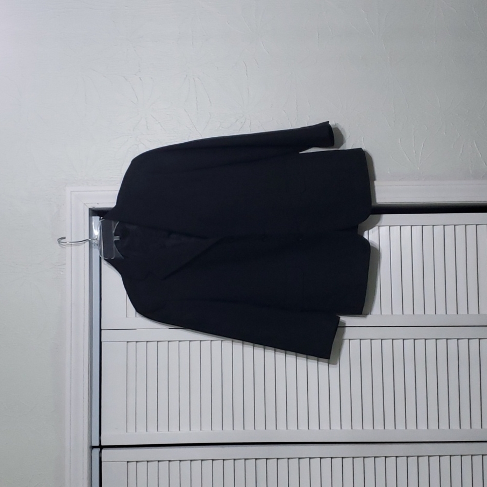 Black size 12 suit jacket